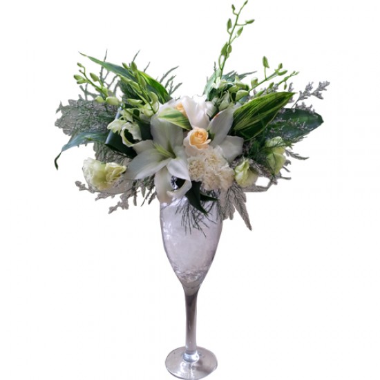 Champagne Glasses Vase arrangement